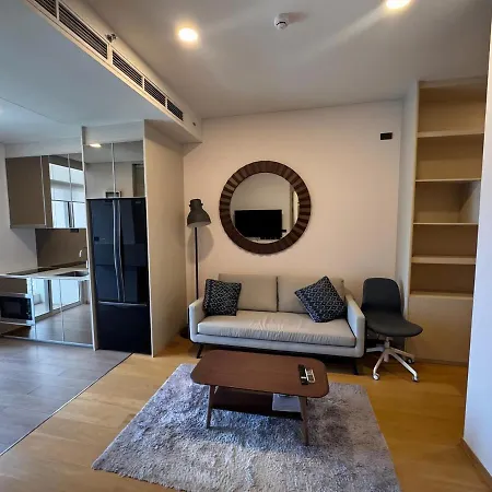 Large Apartment 5Min From Ekkamai Bts
